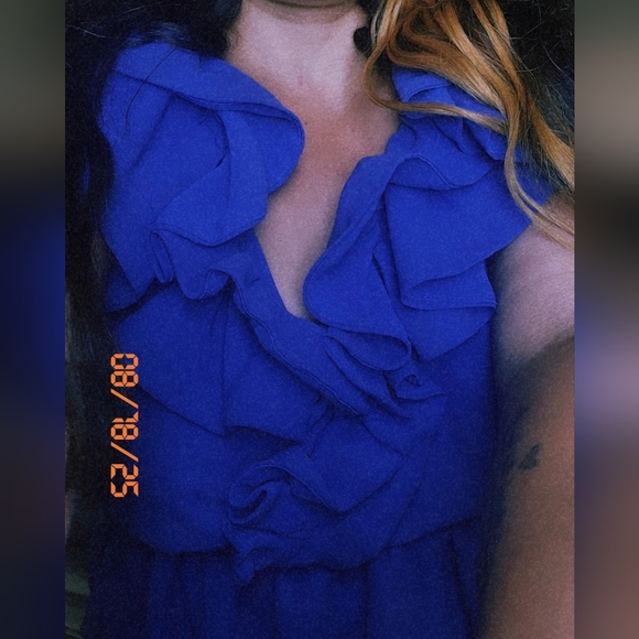 Ruffle TOP - Picture 5 of 5